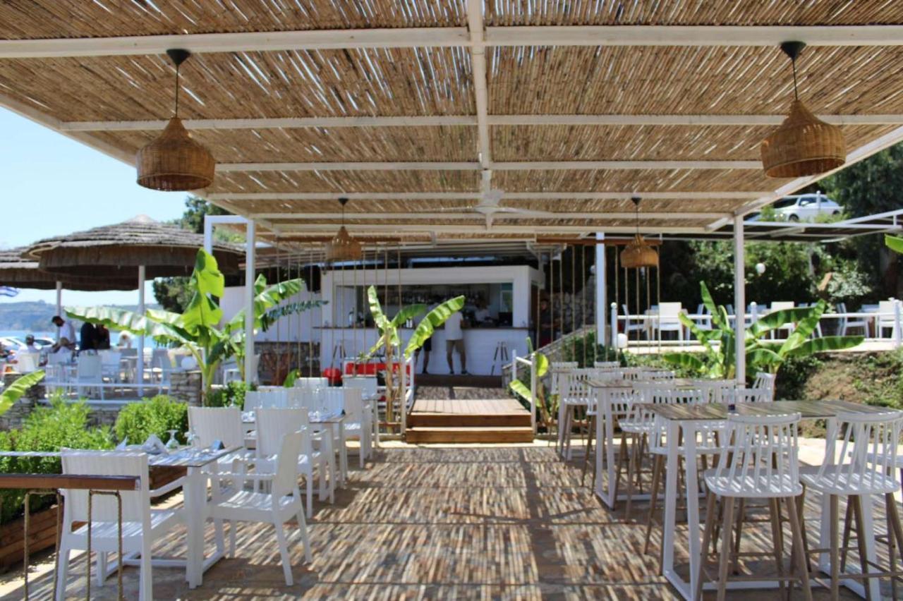 Peroulia Beach Houses Koróni Екстериор снимка