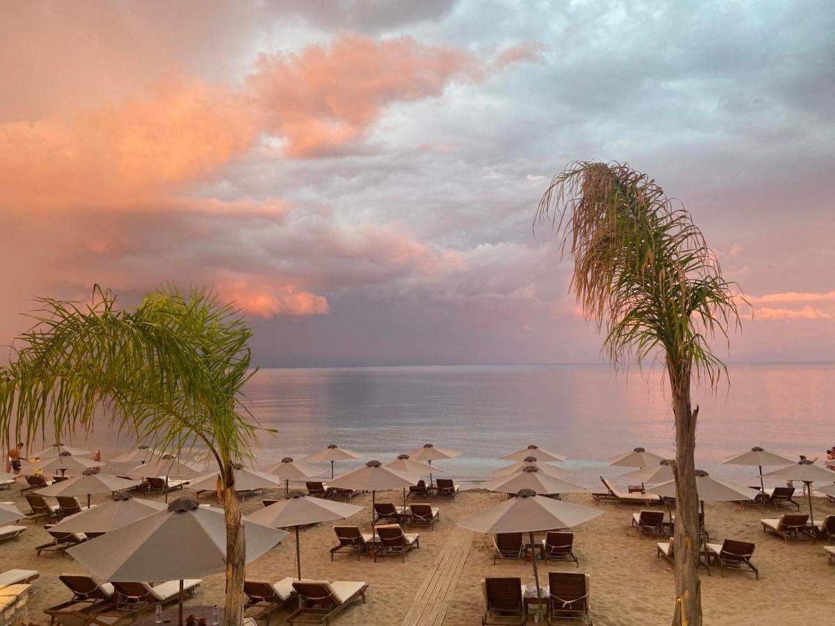 Peroulia Beach Houses Koróni Екстериор снимка