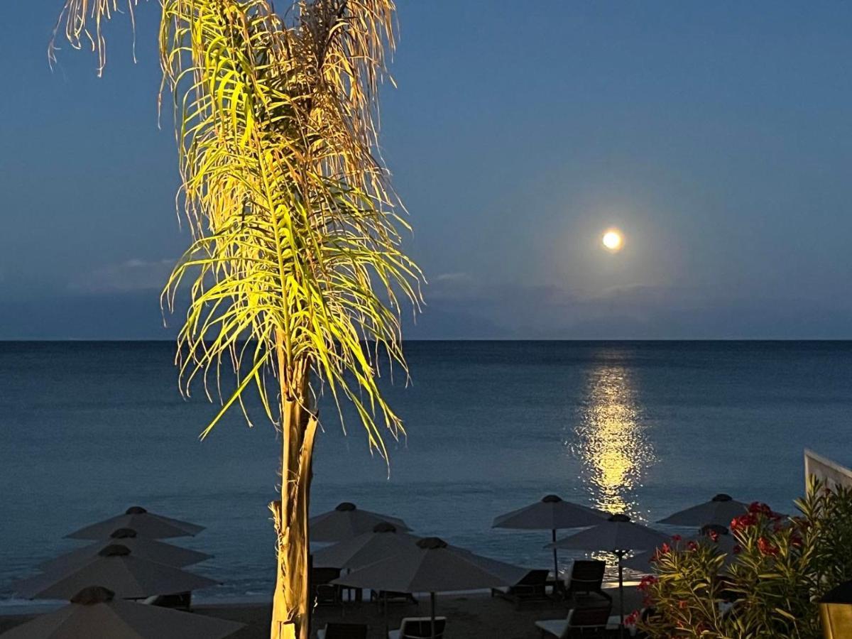 Peroulia Beach Houses Koróni Екстериор снимка
