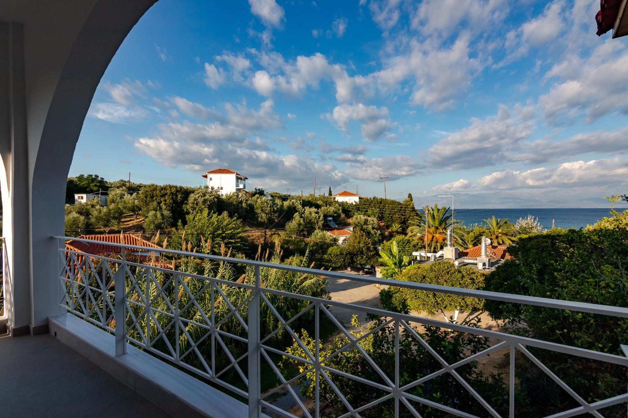 Peroulia Beach Houses Koróni Екстериор снимка