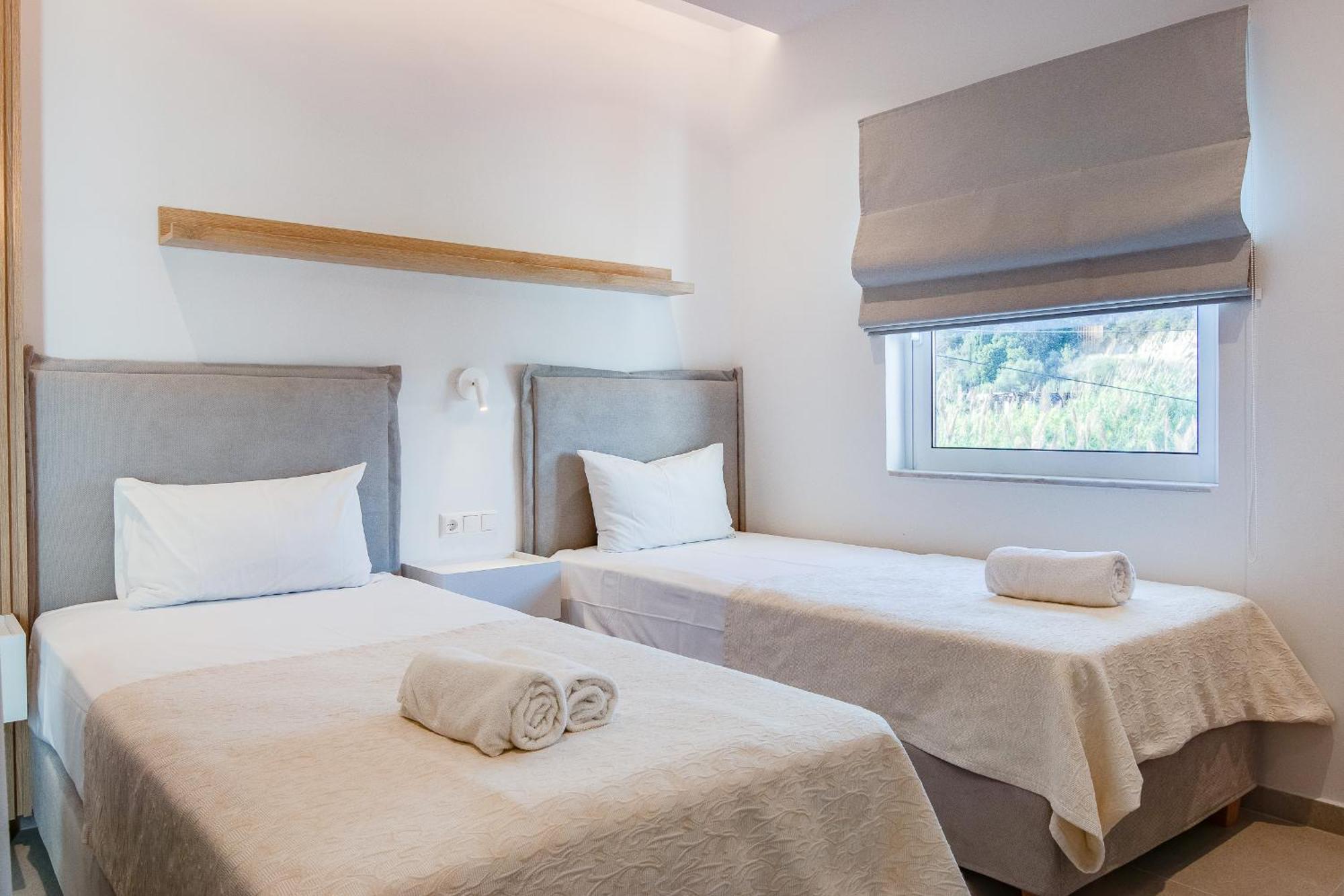 Peroulia Beach Houses Koróni Екстериор снимка