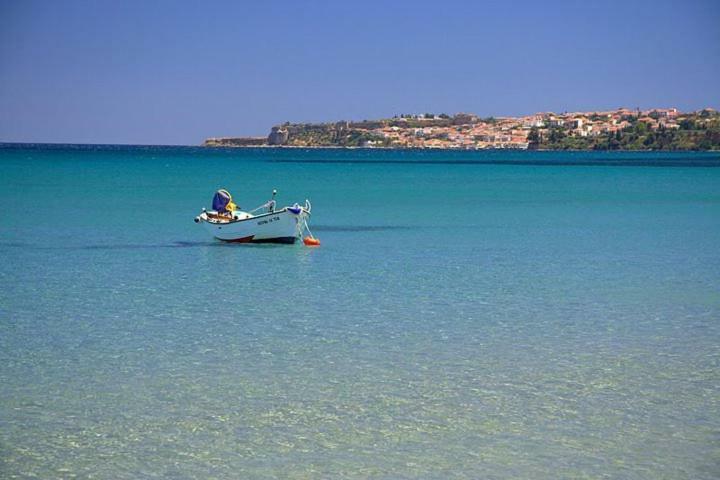 Peroulia Beach Houses Koróni Екстериор снимка
